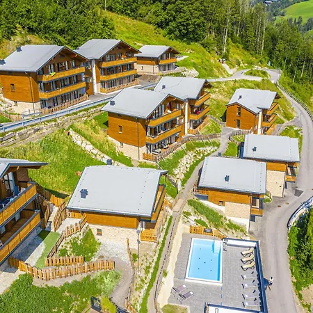 Amazing With Terrace Apartment